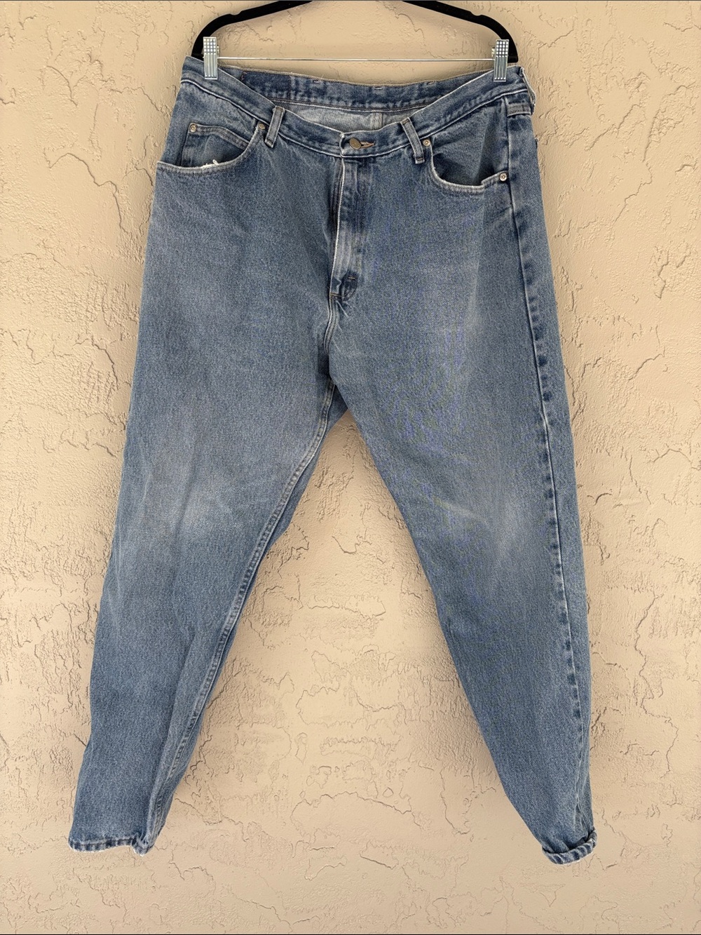 Men’s Wrangler light blue denim jeans